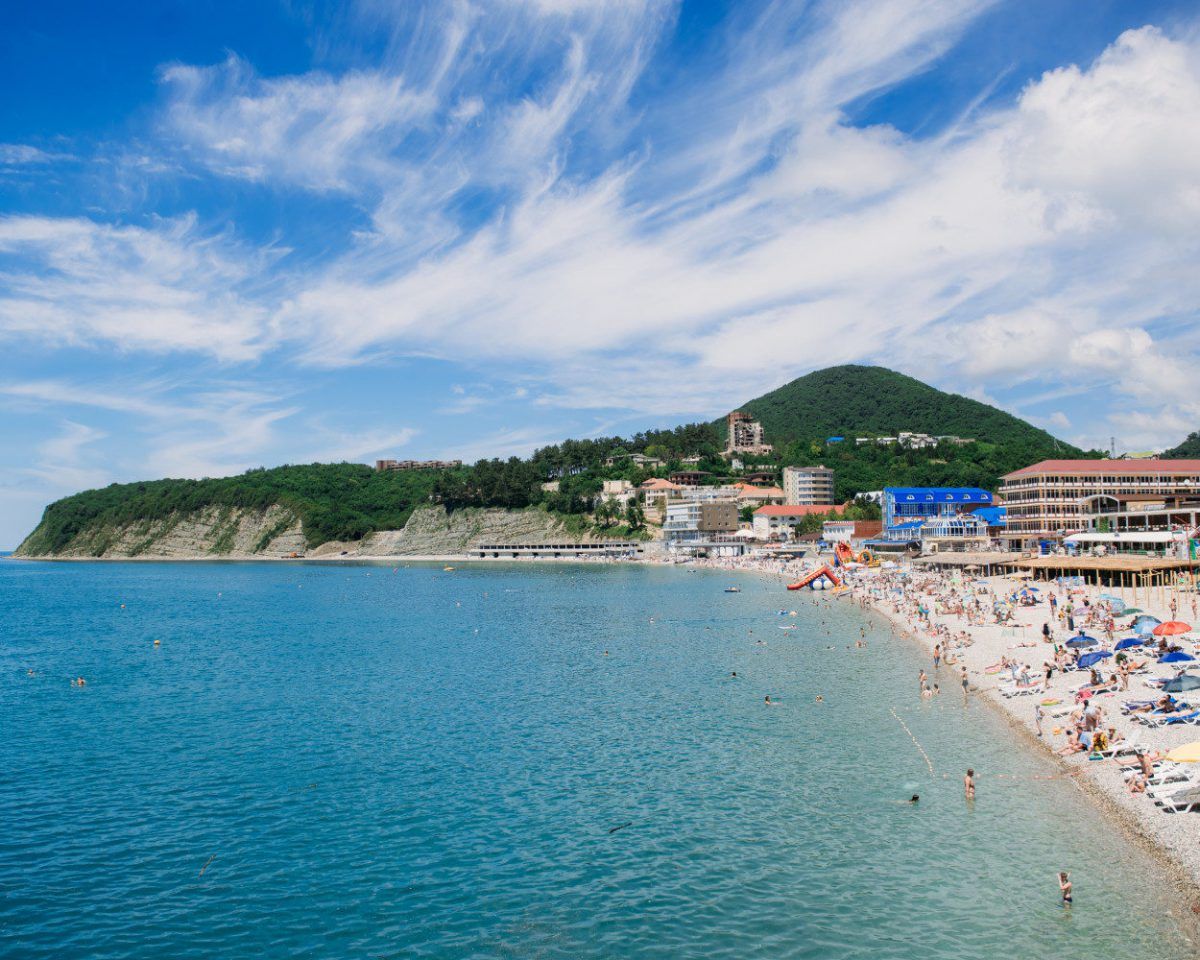 Отдых на черноморских курортах России подорожал в среднем на 15%